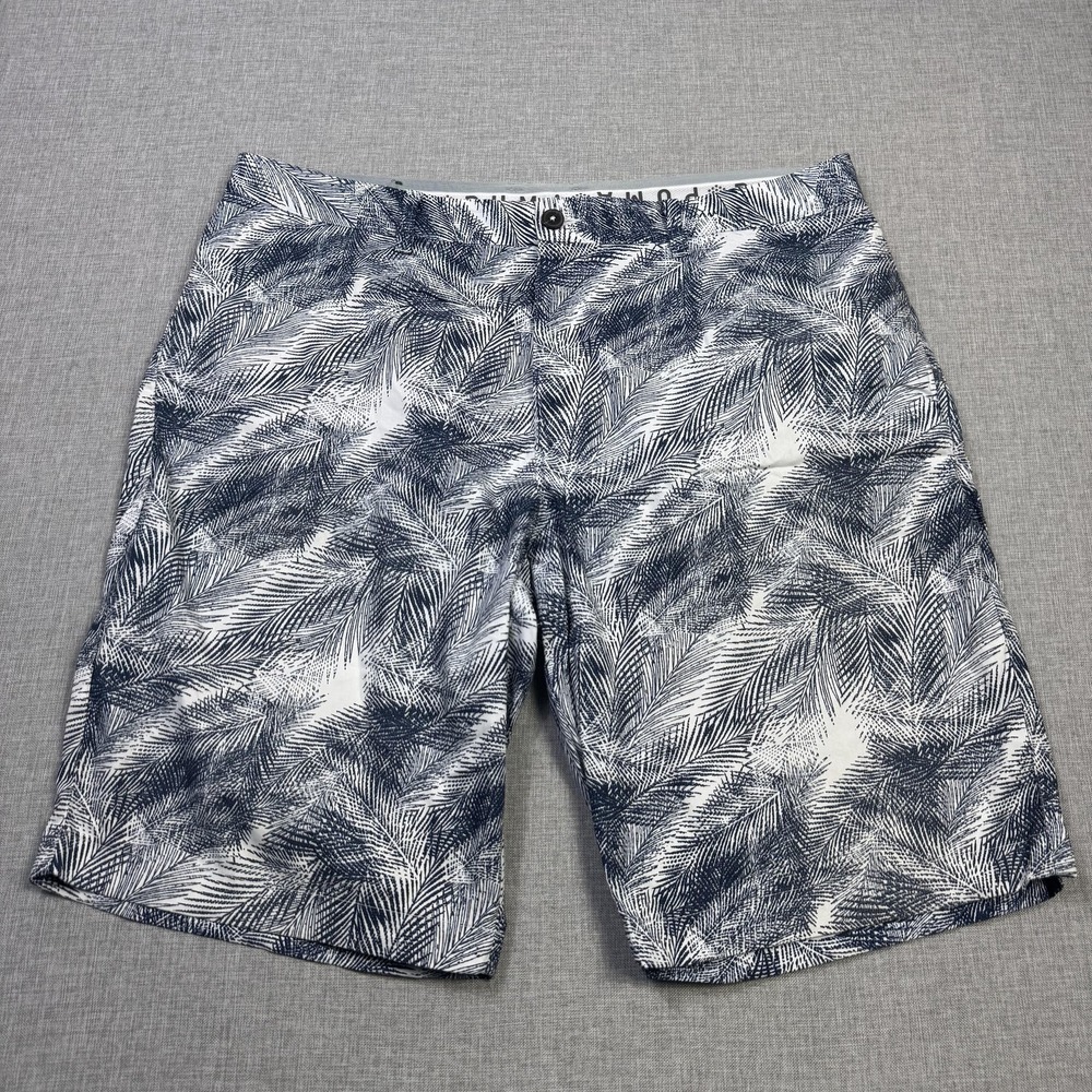PUMA Leaf Print Bermuda Golf Shorts Mens 40 Blue Microfiber Polyester 11" Inseam